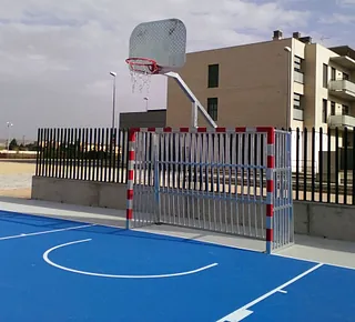 Decan Sports Equipment S.L. pista
