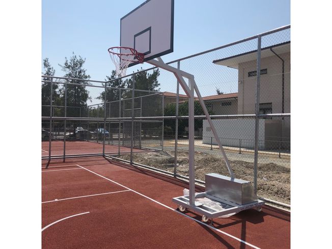 Decan Sports Equipment S.L. Portable basketball goal